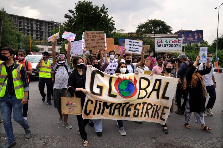 India menolak target emisi nol karbon bersih sebelum COP26. Foto: AP.