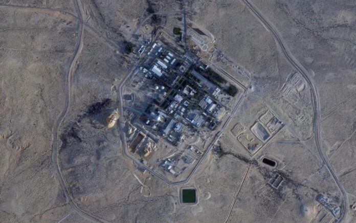 Gambar satelit rinci fasilitas nuklir Dimona Israel saat mengalami peningkatan yang nyata. Foto: Planetlabs.