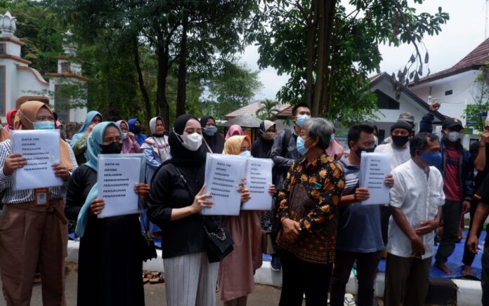 Permintaan penangguhan aktivis lingkungan di kabupaten pekalongan