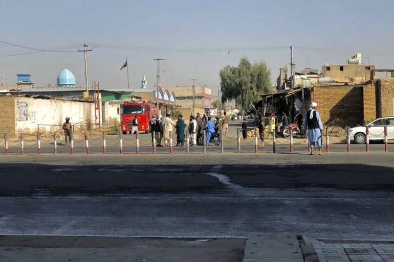 Sebuah ledakan mematikan hancurkan Masjid Syiah di Kandahar Afghanistan. Foto: AFP.