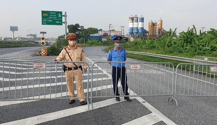 Vietnam: Puluhan Ribu Pekerja Pulang Kampung karena Lockdown Berkepanjangan