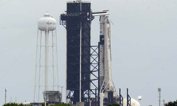 NASA Umumkan Penundaan Peluncuran SpaceX karena Alasan Medis Salah Satu Astronot