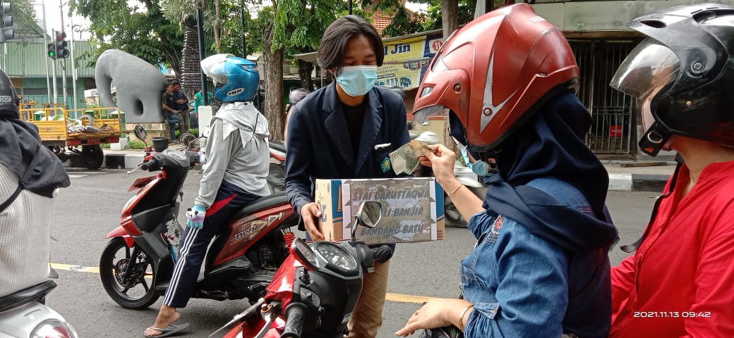 Mahasiswa Staida Gresik Galang Dana Bantu Korban Banjir Bandang Kota Batu