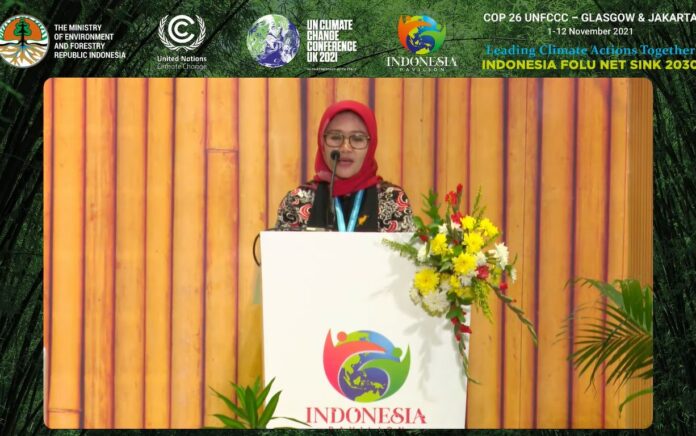 Ernawati Eko Hartono saat menyampaikan catatan penutup dalam acara Talk Show bertajuk Kontribusi Dan Kepemimpinan Perempuan Dalam Bisnis Dan Pendanaan Pembangunan Berkelanjutan di Jakarta, Senin (8/11).