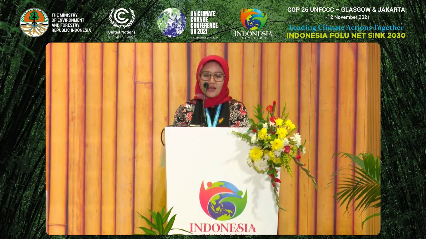Ernawati Eko Hartono saat menyampaikan catatan penutup dalam acara Talk Show bertajuk Kontribusi Dan Kepemimpinan Perempuan Dalam Bisnis Dan Pendanaan Pembangunan Berkelanjutan di Jakarta, Senin (8/11).