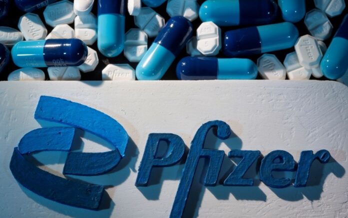 Pil COVID-19 dari Pfizer. Foto: Reuters.