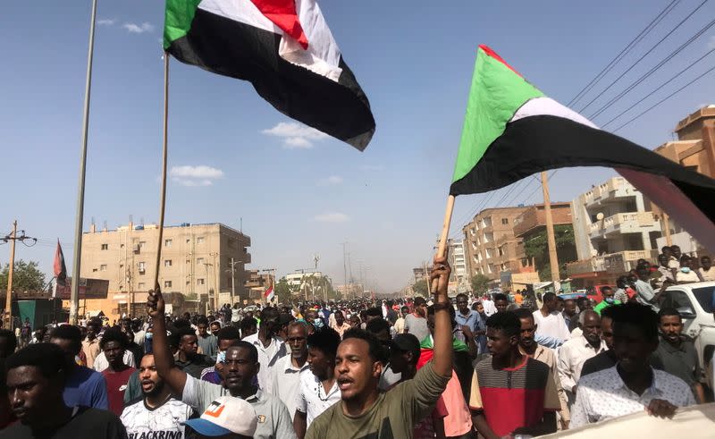 100 Guru Ditangkap Setelah Bergabung dalam Protes Kudeta Militer Sudan