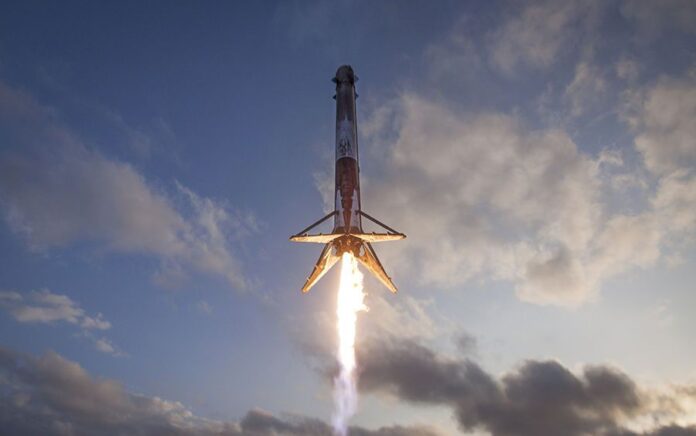 SpaceX dan NASA Bersiap Luncurkan Program Anti-Armageddon