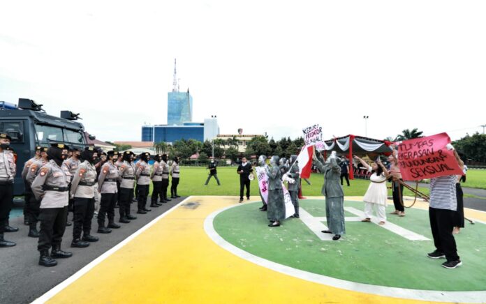 Peringati Hari HAM, Polda Jatim Gelar Lomba Orasi