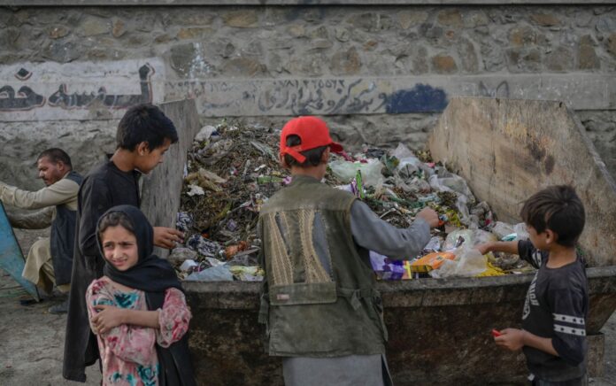 Sistem Kesehatan Afghanistan Berada di Ambang Kehancuran