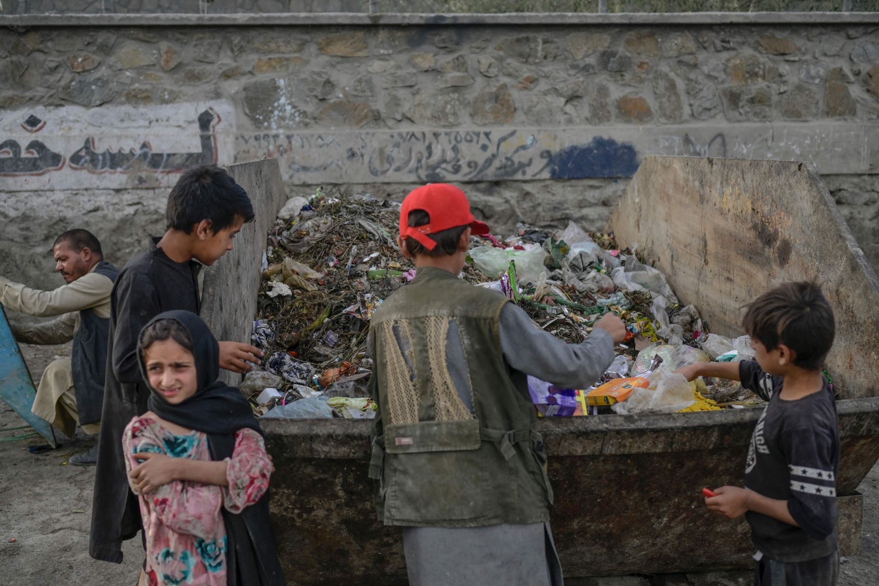 Sistem Kesehatan Afghanistan Berada di Ambang Kehancuran