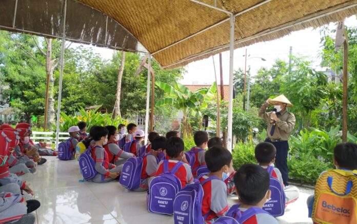 Salurkan Minat Bakat Siswa, SD Mugeb Gelar Extracurricular Collabs Futsal dan Cooking