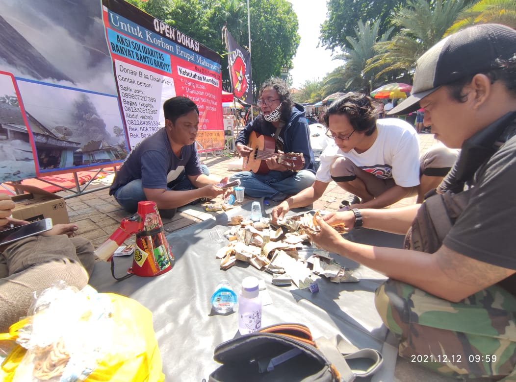 Bantu Korban Erupsi Semeru, Aktivis Gepal Gresik Open Donasi Lewat Konser Amal