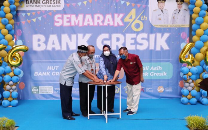 Kian Moncer, Kinerja Bank Gresik Diapresiasi Wabup Bu Min