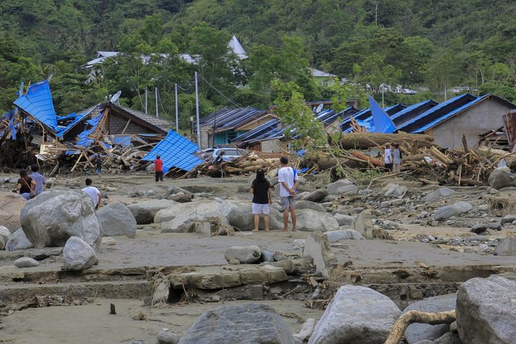 Enam Orang Meninggal Akibat Banjir di Jayapura