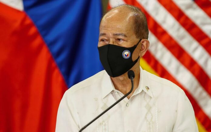 Menteri Pertahanan Filipina Delfin Lorenzana. Foto: Reuters.