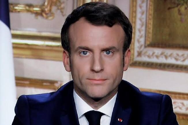 Menuju Pemilihan Musim Semi, Emmanuel Macron akan Bertemu Perwakilan Pieds Noirs