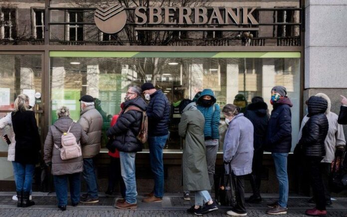 Terancam Dibekukan, Bank Rusia: Sistem Perbankan Stabil, Memiliki Modal dan Likuiditas yang Berfungsi dalam Situasi Apapun