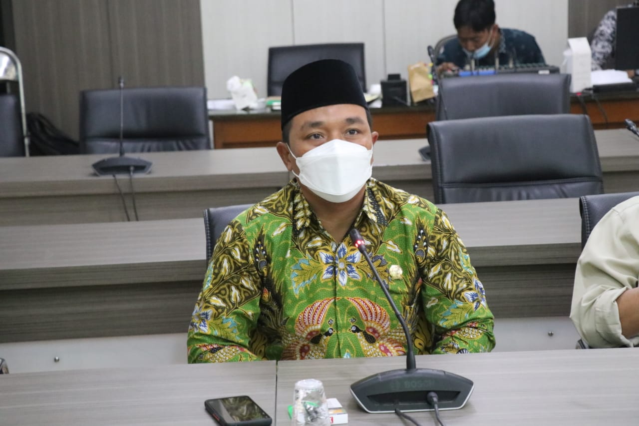 Respons Isu Kemiskinan, KWG dan DPRD Gresik Akan Studi Banding ke Banyuwangi