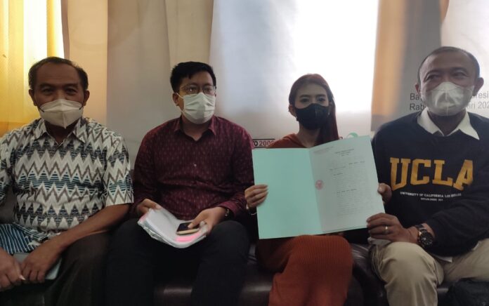 Soal Dugaan Malpraktik, Kuasa Hukum Fairuz Skin Care Gresik Angkat Bicara