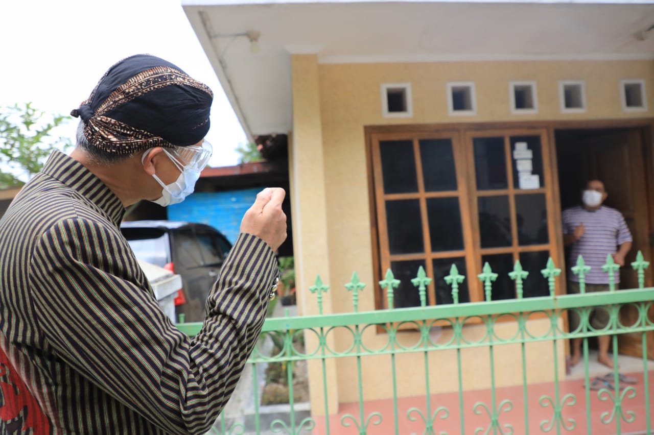 Gubernur Jawa Tengah Ganjar Pranowo mengajak warga di Blora untuk ‘Jogo Tonggo’. (Foto: Dok. Pemprov Jateng)