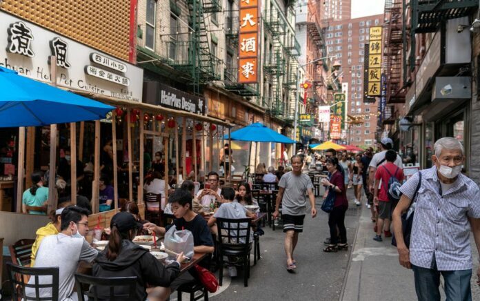 New York Berencana untuk Permanenkan Aturan Restoran Outdoor