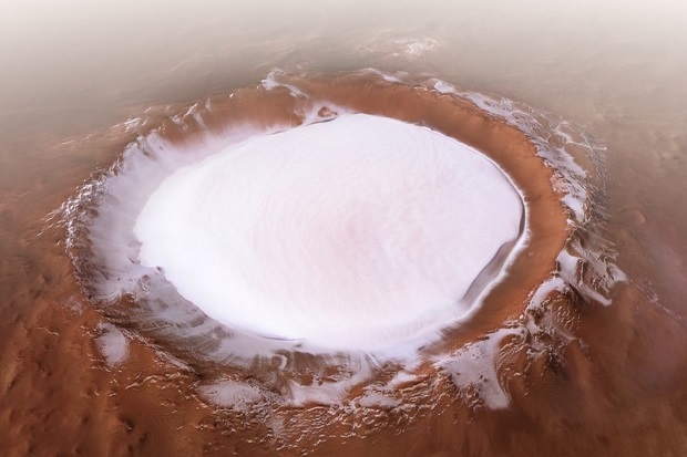 Peneliti Temukan Danau Air Asin di Bawah Gletser Kutub Selatan Mars