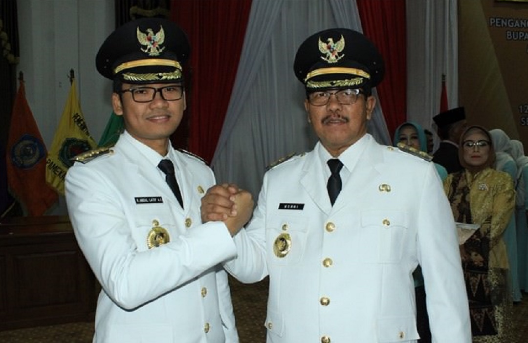 Bupati Bangkalan, R Abdul Latif Amin Imron dan Wakil Bupati Bangkalan, Mohni.