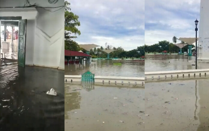 Kompleks Wisata Ziarah Sultan Maulana Hasanuddin Terendam Banjir