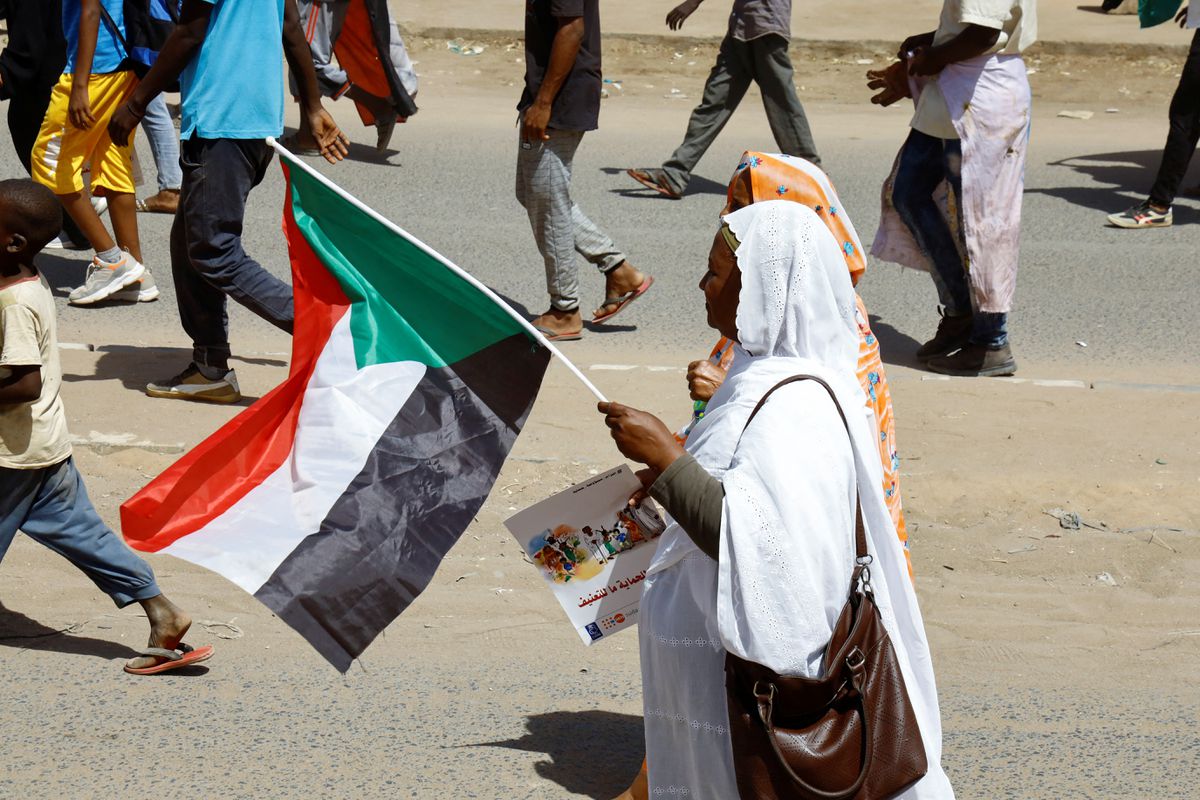 Peringati Hari Perempuan Pengunjuk Rasa Sudan Hadapi Gas Air Mata