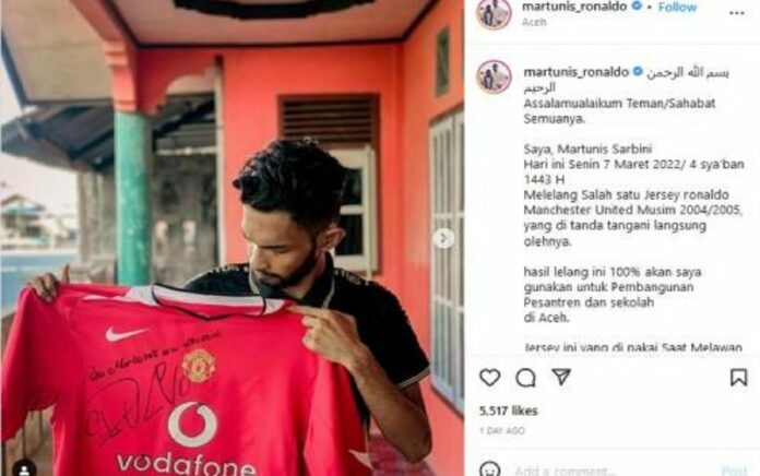 Martunis rela jual jersey pemberian Ronaldo