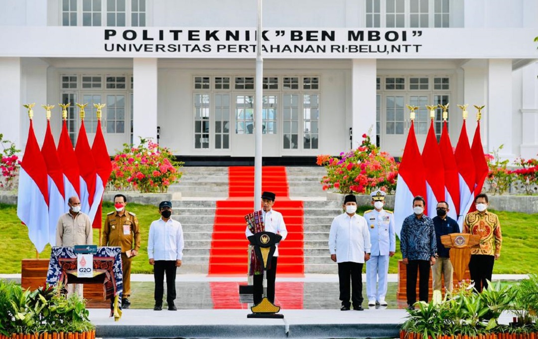 Presiden Jokowi resmikan Politeknik Dr. Aloysius Benedictus Mboi, Universitas Pertahanan Republik Indonesia (Unhan) di Kabupaten Belu, Nusa Tenggara Timur (NTT), pada Kamis, 24 Maret 2022. (Foto: Twitter Presiden Jokowi)