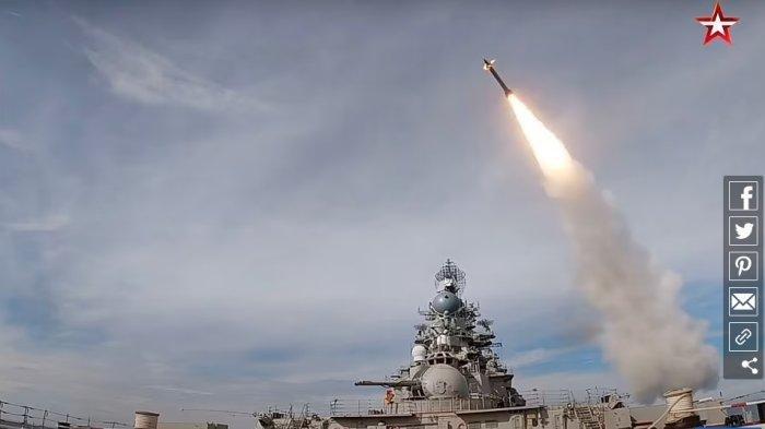 Rusia Gunakan Rudal Presisi Tinggi untuk Menyerang Pangkalan Udara Ukraina
