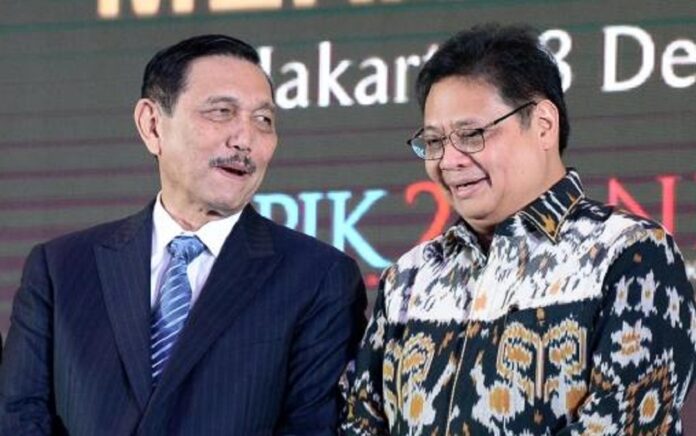 Melalui perpres Nomor 53 Tahun 2022, Presiden Jokowi Menunjuk Luhut Binsar Pandjaitan sebagai Ketua Dewan Sumber Daya Air (SDA) Nasional dan Airlangga Hartarto sebagai Wakil Ketua Dewan SDA. (Foto: Istimewa)