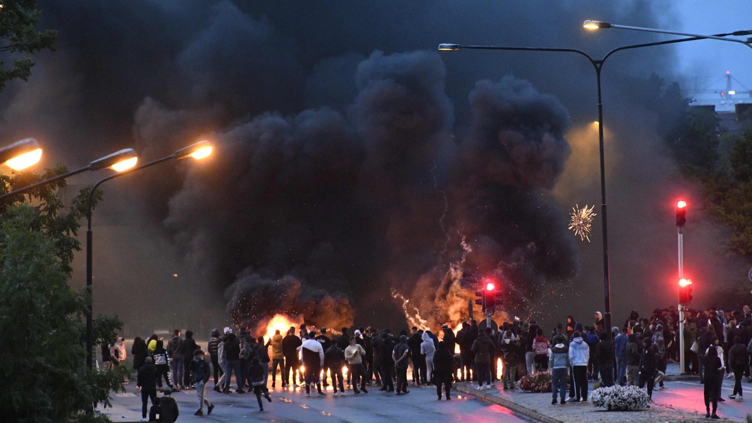 Swedia: Bentrokan Polisi dan Muslim Penolak Pembakaran al-Qur’an Meningkat