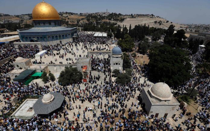 42 Orang Terluka Akibat Bentrokan di Dekat Masjid Al- Aqsa Yerusalem