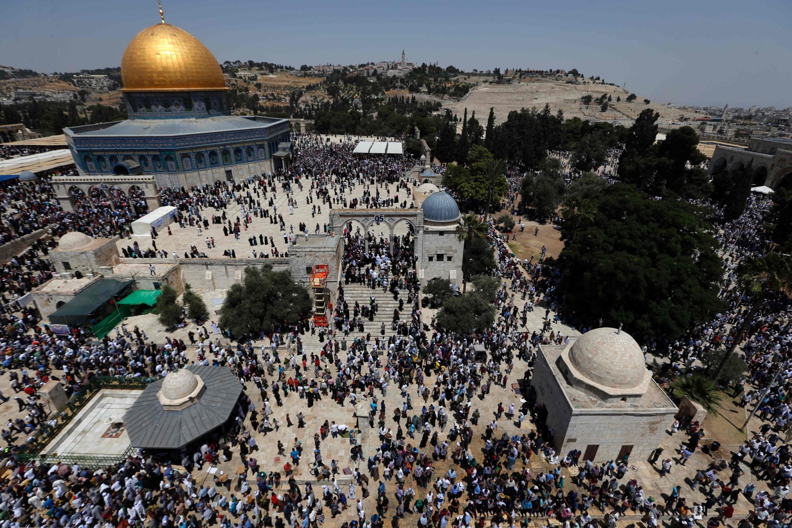 42 Orang Terluka Akibat Bentrokan di Dekat Masjid Al- Aqsa Yerusalem