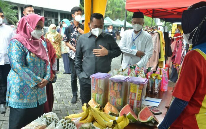 Gebyar Pasar Tani Ramadhan Distan Gresik, Jual Aneka Produk UMKM Hasil Pertanian