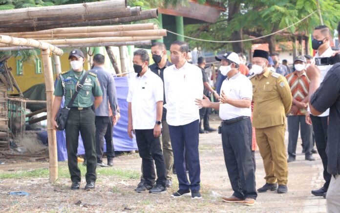 Sapa Nelayan Gresik, Presiden Jokowi Disambati Berbagai Persoalan