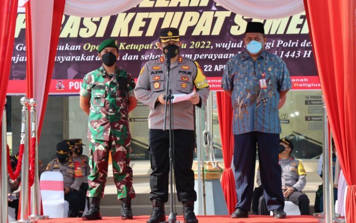 Operasi Ketupat Semeru 2022, Personel Gabungan Amankan Tujuh Pos di Gresik