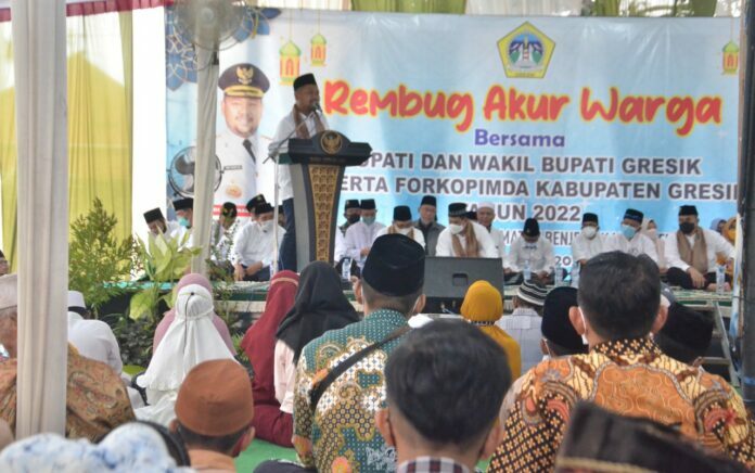 Masalah Infrastruktur Jalan Masih Dikeluhkan Warga Gresik