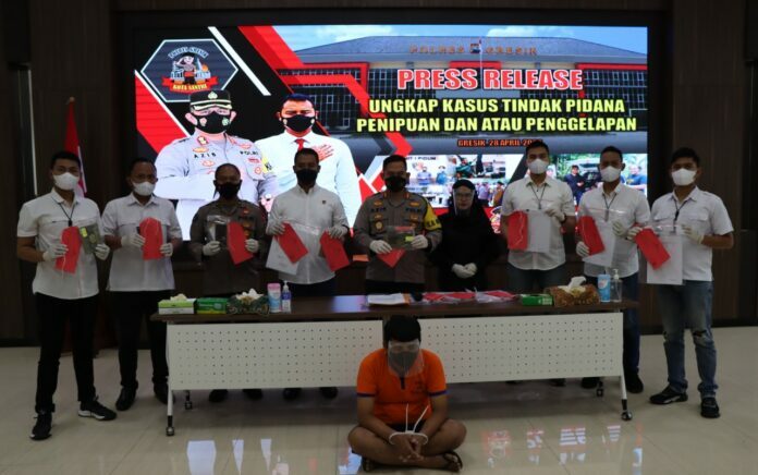 Mantan Pegawai Finance Diringkus Polisi Gresik Usai Gelapkan Rp 2 Miliar