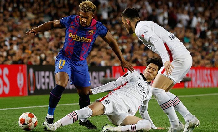 Barca saat kalah 2-3 dari Eintracht Frankfurt di leg kedua babak perempat final Liga Eropa (foto: istimewa)