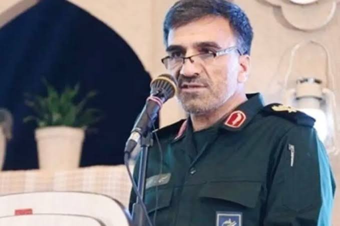 Orang-orang Bersenjata Menyerang Mobil Jenderal IRGC Menewaskan Pengawalnya