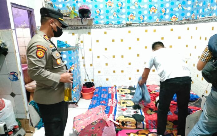 Simpan Miras di Kamar Kos, Dua Remaja Putri Terjaring Razia Polisi Gresik