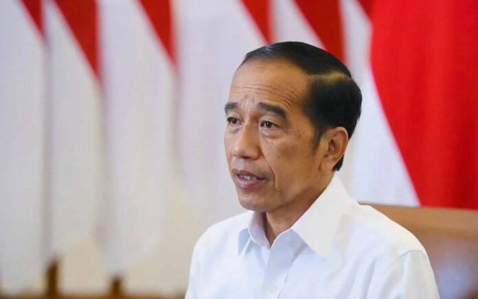 Presiden Jokowi Cabut Aturan Memakai Masker di Ruang Terbuka