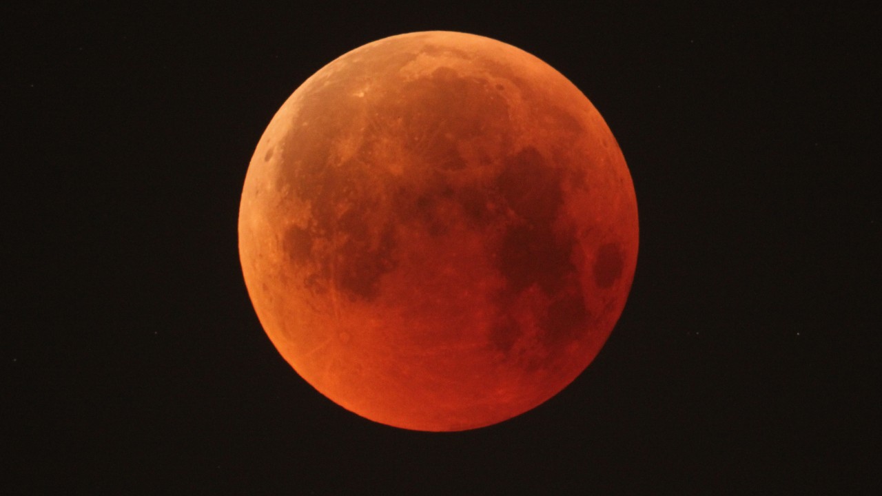 Fenomena Gerhana Bulan Total 'Blood Moon' Akan Terjadi pada 15 Mei 2022