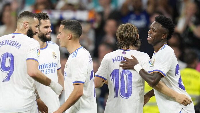 Selebrasi Madrid saat bantai Levante 6-0 (AP Photo)