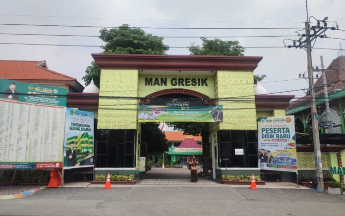 Heboh Siswa Baru di MAN 1 Gresik Ditarik Rp 2,7 Juta