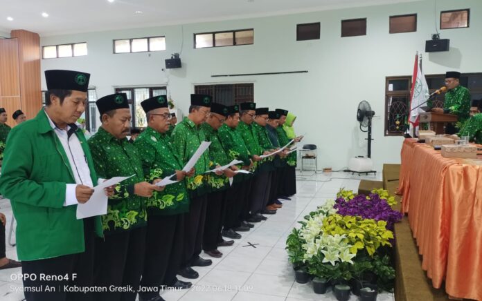 Persatuan Guru NU Gresik Masa Khidmat 2022-2027 Resmi Dilantik